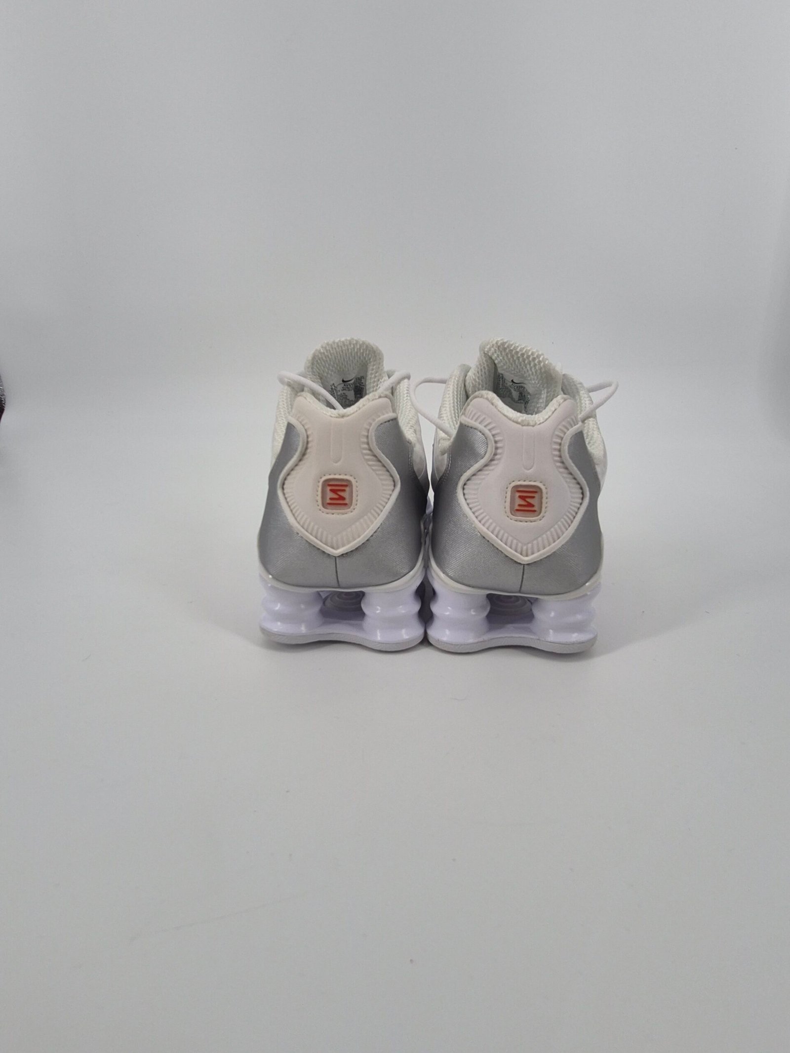 Mens Nike Shox Sneakers - Image 2